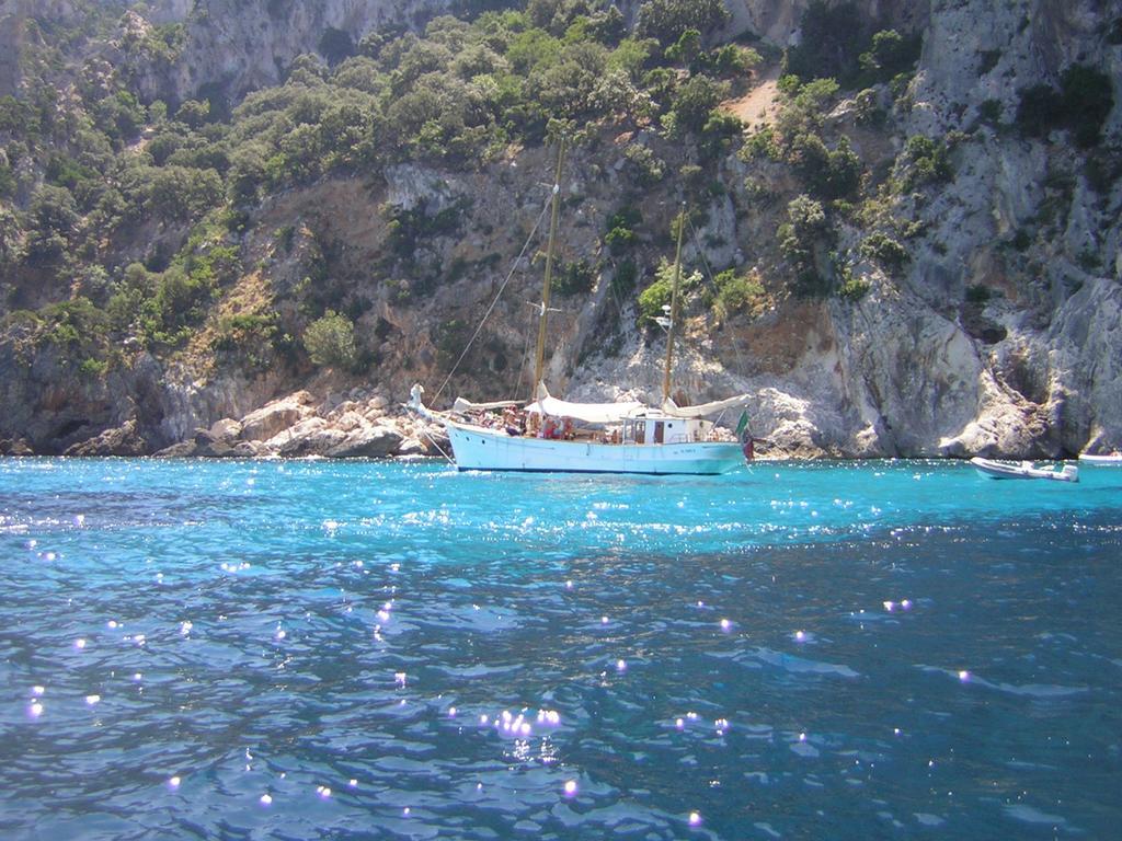 Casa Vacanze Villa Rosa Cala Gonone Exterior foto